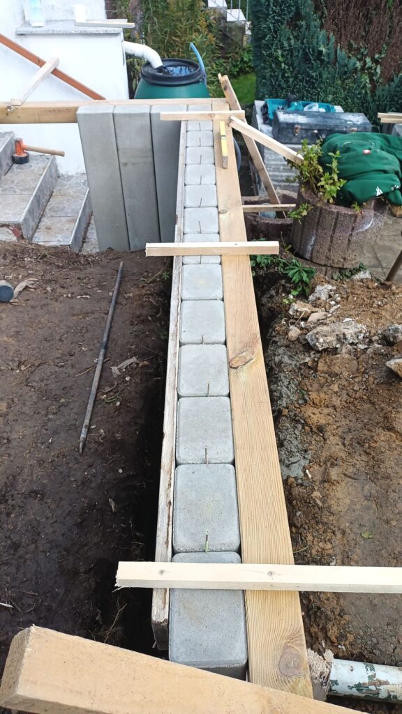 Mauer gebaut vom GaLaBau Menninger