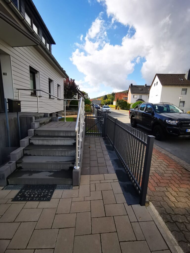 Außentreppe vom GaLaBau Menninger